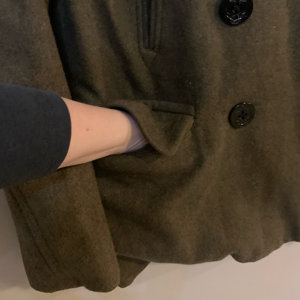 Abercrombie & Fitch Women's Olive Peacoat - Picture 4 of 9